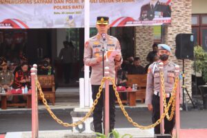 Kapolres Batu Pimpin Upacara HUT Satpam ke-42