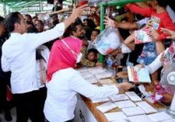 Antusiasme Warga Kampung Nelayan Tanjung Pasir Sambut Kunjungan Presiden Jokowi dan Ibu Iriana