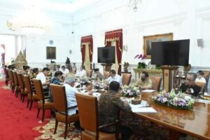 Presiden RI Gelar Ratas Evaluasi Paruh Waktu RPJMN dan Penyusunan Awal RPJPN
