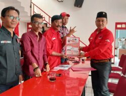 Tim 9 DPC PDI Perjuangan Kota Batu, Menerima Pengembalian Formulir Asaf S.P