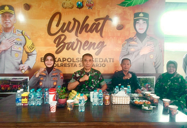 Pengobatan Gratis digelar Polsek Sedati dihadiri Camat Sedati dan Danramil Sedati.