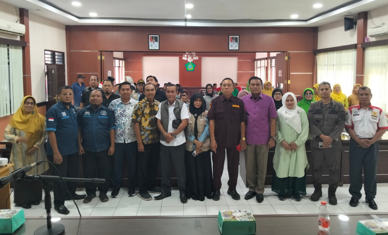 Monitoring dan Evaluasi Bakesbangpol Sidoarjo diikuti 11 organisasi kemasyarakatan di Sidoarjo yang membahas tentang ormas dan premanisme