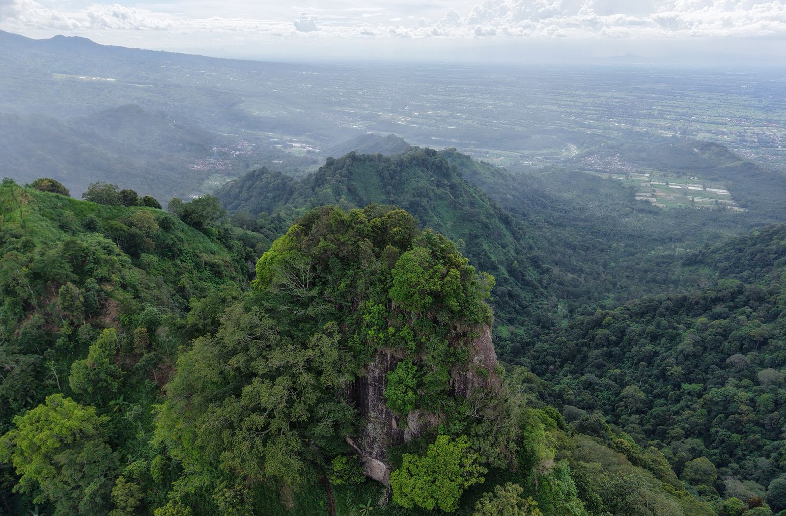 Gunung Selokurung