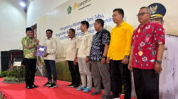 Bantuan Alsintan dan KUR Diserahkan Bupati Sidoarjo