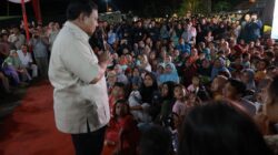 Malam Tahun Baru di Posko Pengungsian Batu Hula Meriah: Warga Cek Kesehatan, Anak-anak Dapat Mainan