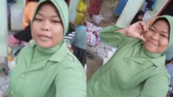 Viral Ibu-ibu Korban Bencana di Aceh Bongkar Donasi Pakaian Dinas ala Istri TNI, Bahagia Pakai Baju Persit